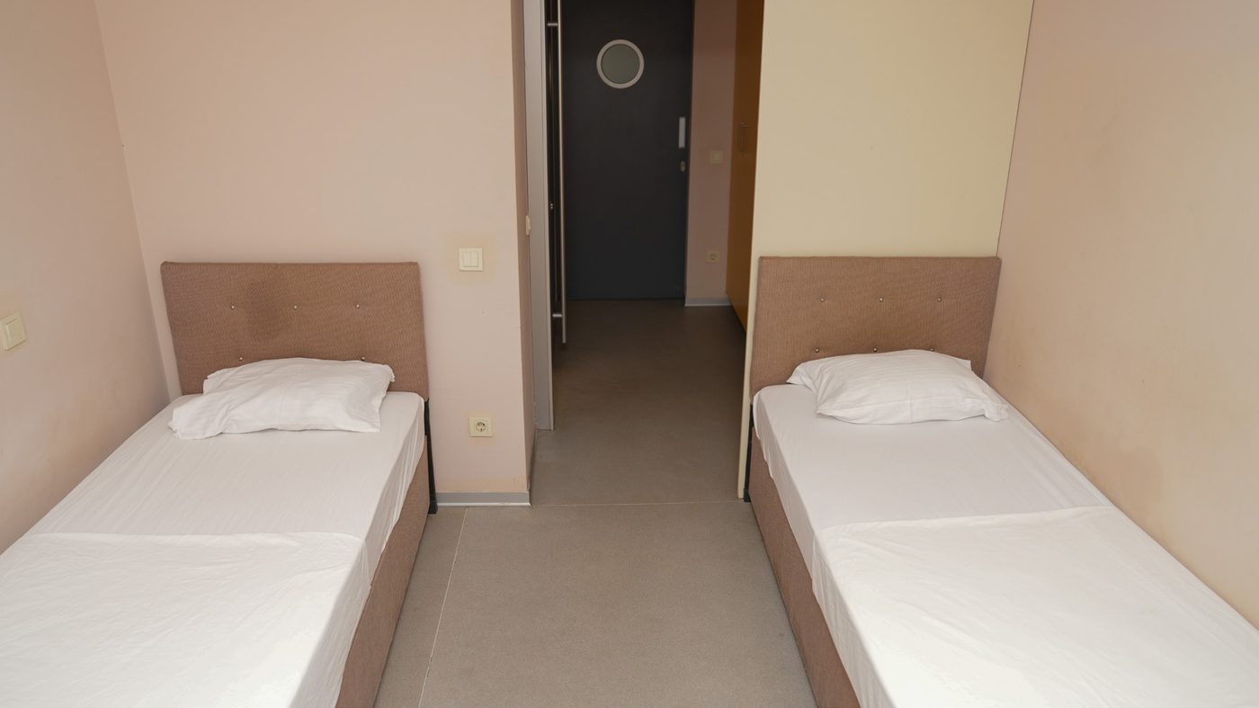 İstanbul Teknik Üniversitesi Mezunlar Erkek Öğrenci Yurdu (Konukevi) 2 Kişilik Oda